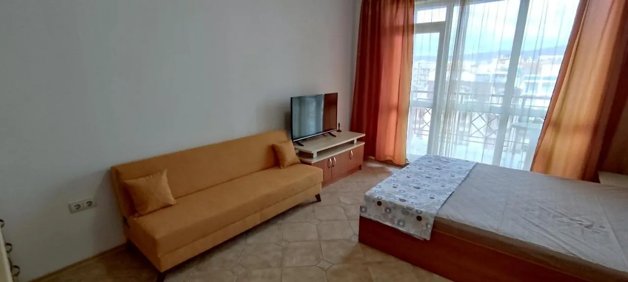 Central Plaza -Студио Apartment Sunny Beach