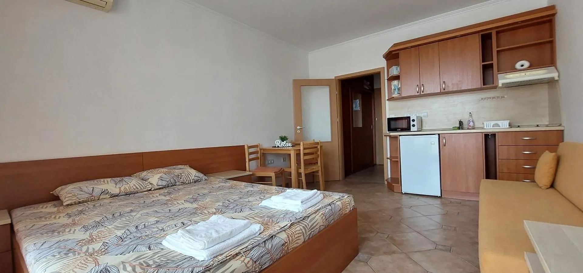 Central Plaza -Студио Apartment Sunny Beach 0*,  Bulgaria